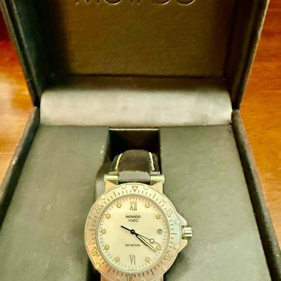 Movado VIZIO Swiss Mens Watch, 37mm, New Service, Original Strap-Excellent! - Picture 3 of 12